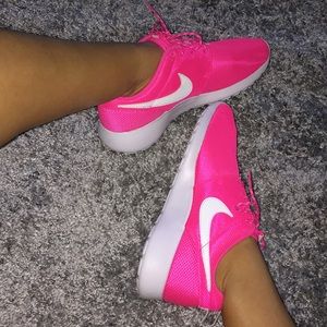 Hot Pink Nike Roshe